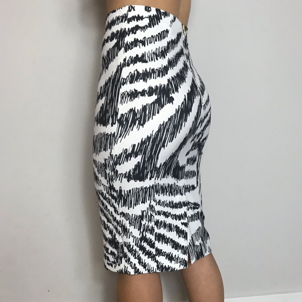 Black and White H&M Pencil Skirt